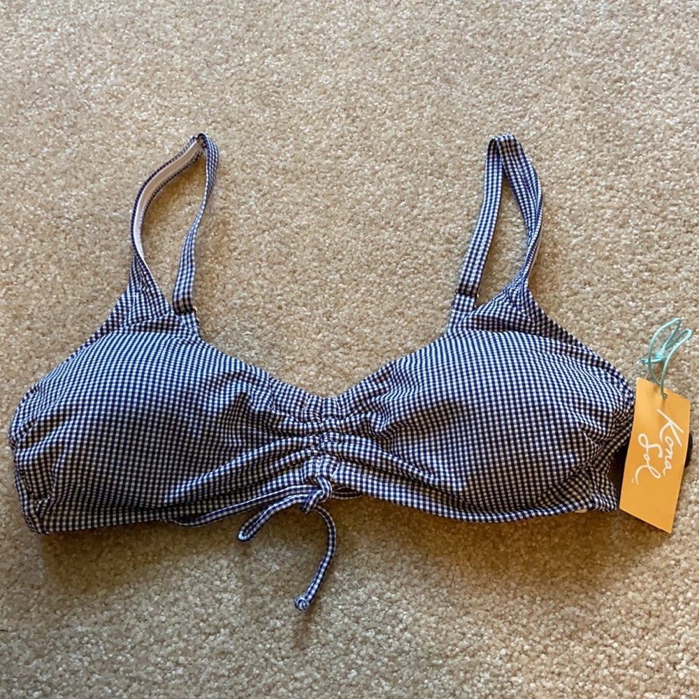 Kona Sol bikini top NWT